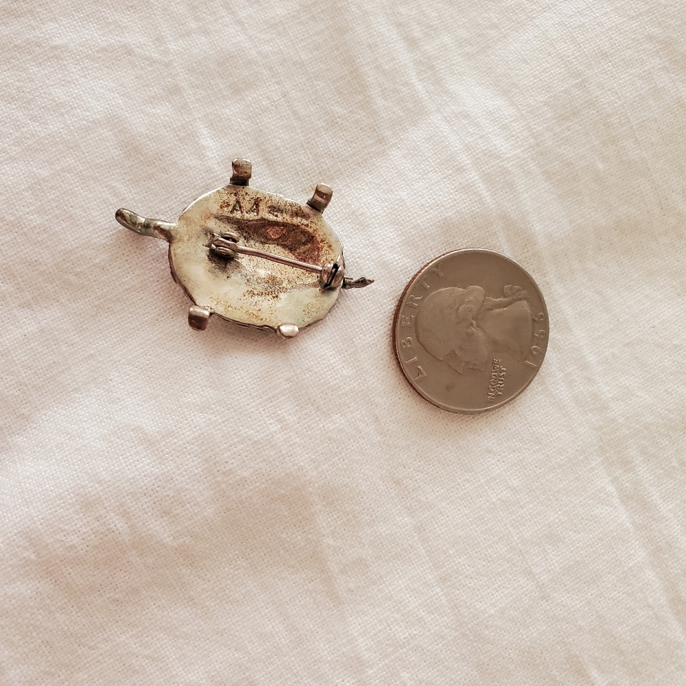 Turtle pin - Picture 3 of 3